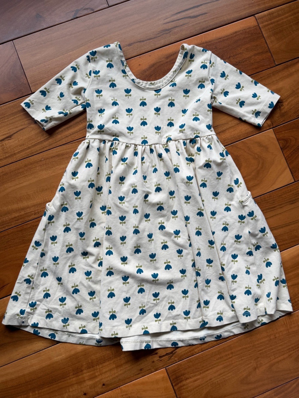 EUC Hanna Andersson Playground Dress with Pockets Size 5